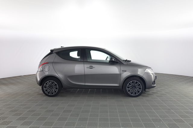 LANCIA Ypsilon usata 2