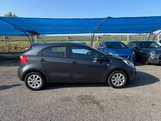 KIA Rio usata, con Airbag laterali