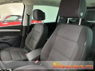 VOLKSWAGEN Sharan usata, con Autoradio