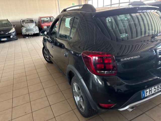 DACIA Sandero usata, con Airbag