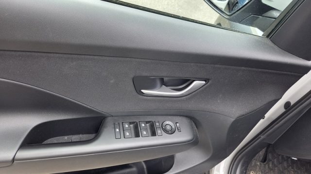 HYUNDAI Kona usata, con Controllo automatico clima