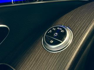 MERCEDES-BENZ S 350 usata, con Portellone posteriore elettrico