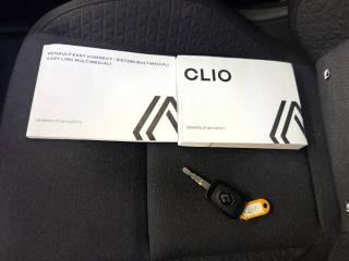 RENAULT Clio usata, con Specchietti laterali elettrici