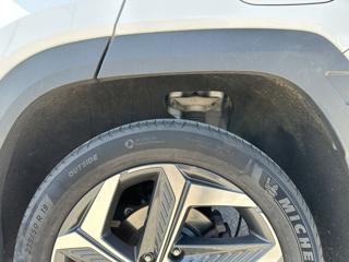 HYUNDAI Tucson usata, con Autoradio