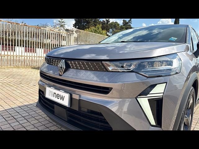 RENAULT Captur usata, con Fari LED