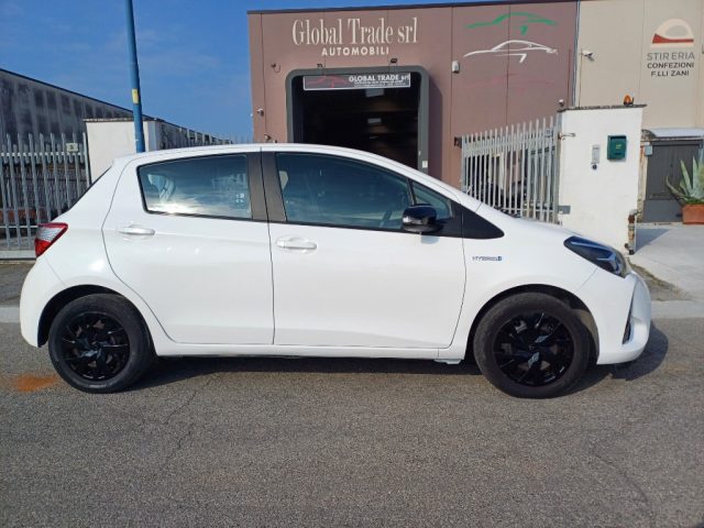 TOYOTA Yaris usata, con Alzacristalli elettrici