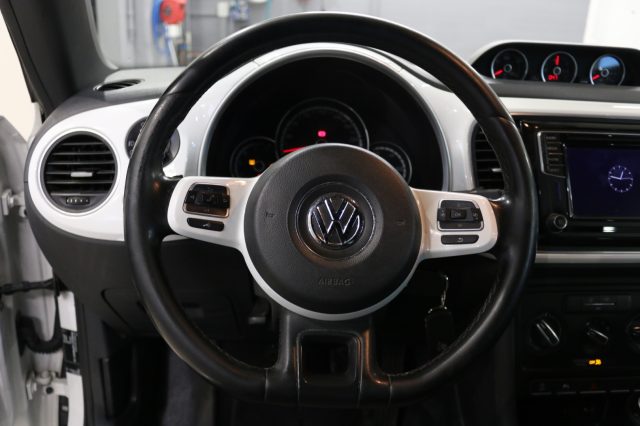 VOLKSWAGEN Maggiolino usata, con USB