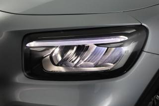 MERCEDES-BENZ GLB 200 usata 8
