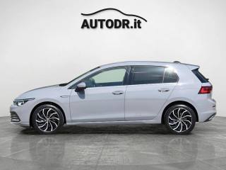 VOLKSWAGEN Golf usata, con Luci diurne LED