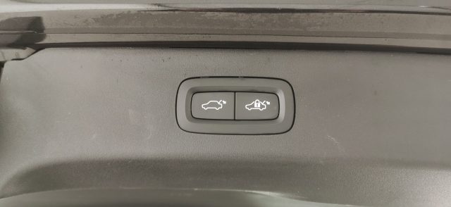 LYNK & CO 01 usata, con Specchietti laterali elettrici