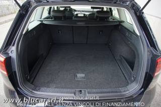 VOLKSWAGEN Passat usata 12