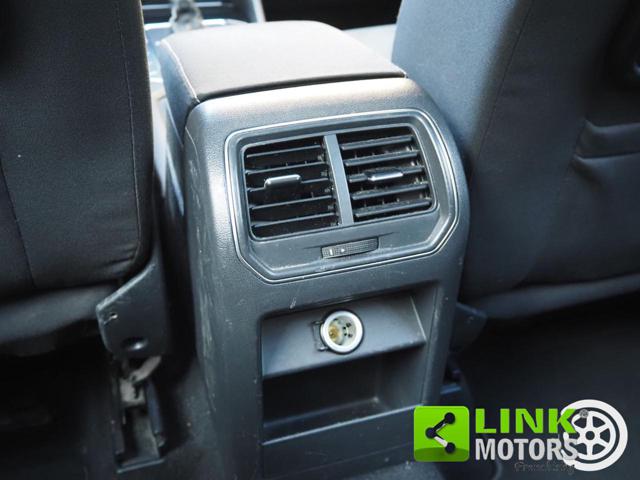 VOLKSWAGEN Golf Sportsvan usata 40