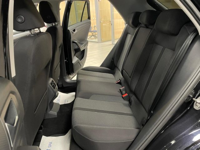 VOLKSWAGEN T-Roc usata, con Controllo elettronico della corsia