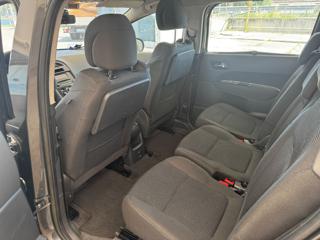 PEUGEOT 5008 usata, con Airbag testa