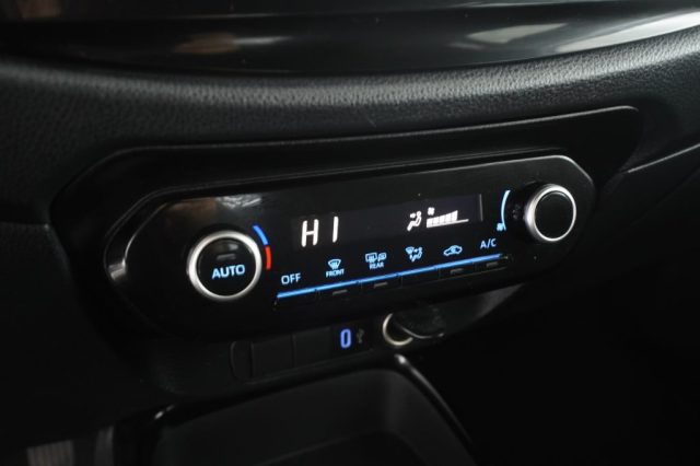 TOYOTA Aygo X usata 8