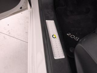 PEUGEOT 208 usata 44