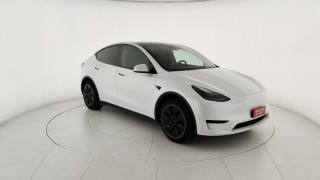 TESLA Model Y usata, con Volante multifunzione