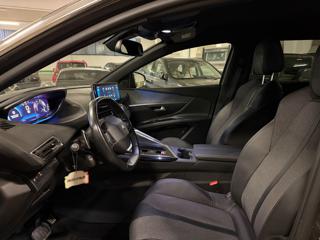 PEUGEOT 5008 usata, con Park Distance Control