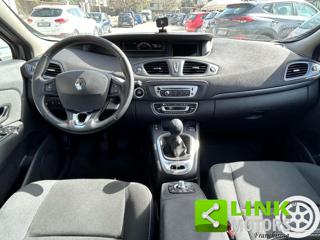 RENAULT Scenic usata, con Park Distance Control