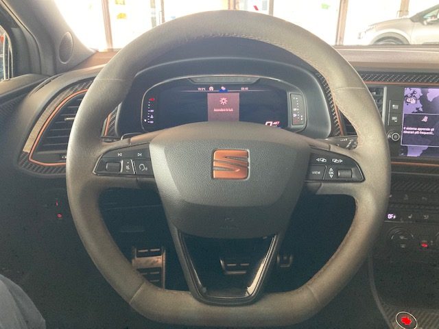 SEAT Leon usata, con Specchietti laterali elettrici