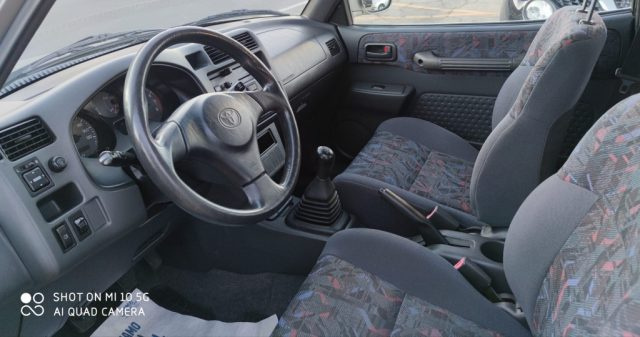 TOYOTA RAV 4 MY23 usata, con Specchietti laterali elettrici