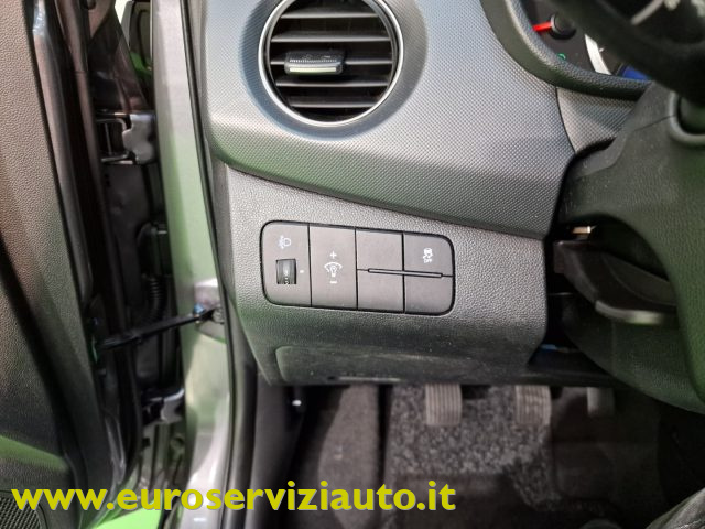 HYUNDAI i10 usata, con MP3