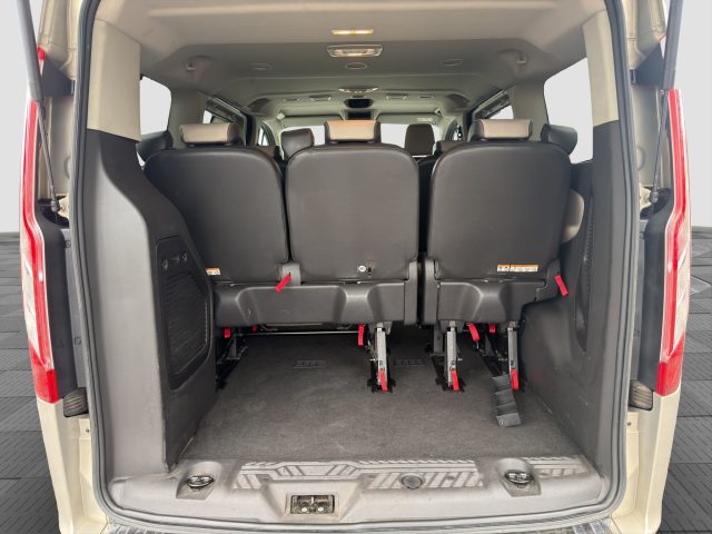 FORD Tourneo Custom usata 13