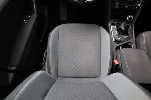 VOLKSWAGEN Tiguan usata, con Volante in pelle