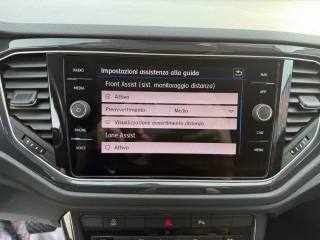 VOLKSWAGEN T-Roc usata 23