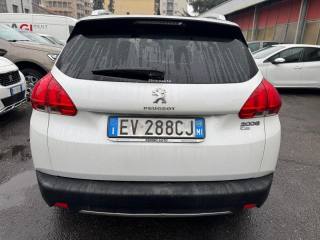 PEUGEOT 2008 usata, con Autoradio