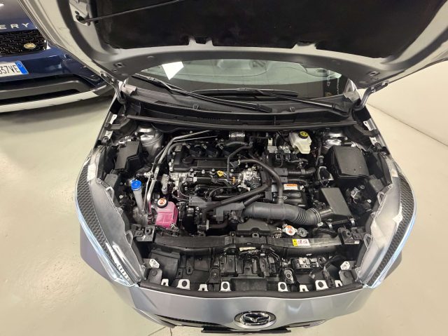 MAZDA 2 usata, con Park Distance Control