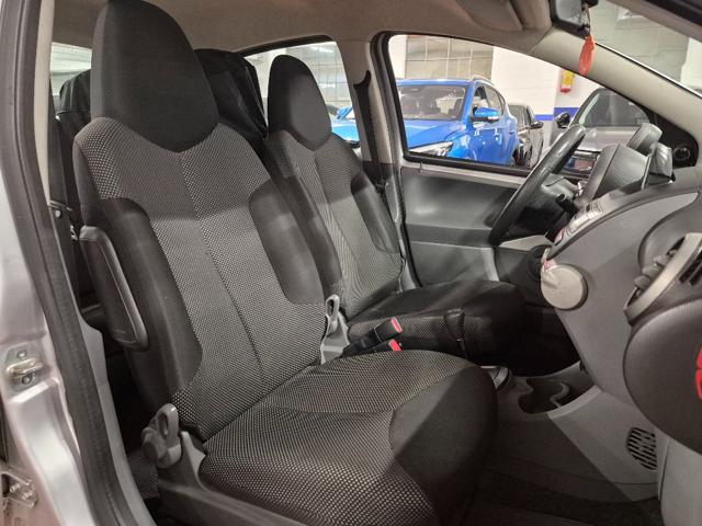 TOYOTA Aygo usata 14