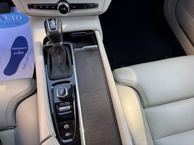 VOLVO V90 Cross Country usata, con ESP