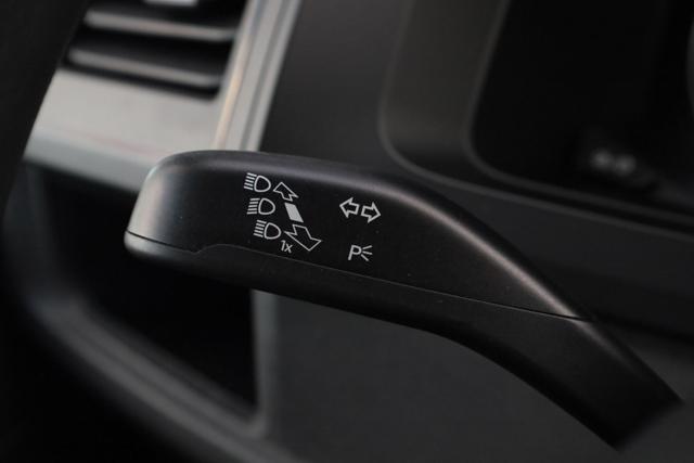 VOLKSWAGEN Transporter usata, con Sensori di parcheggio posteriori