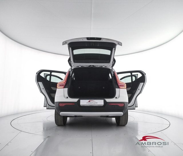 VOLVO XC40 usata 6