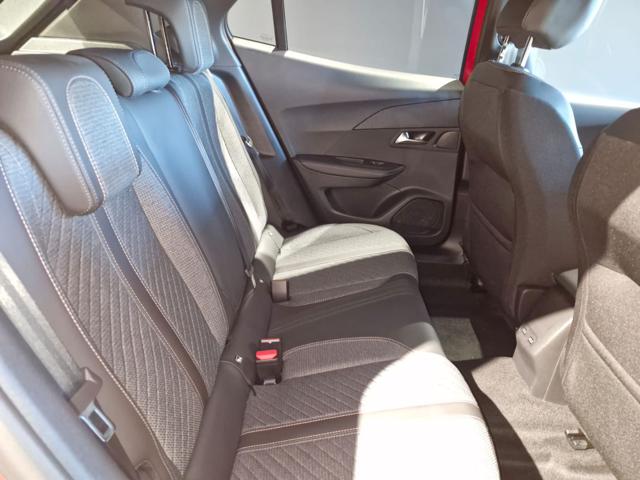 PEUGEOT 2008 usata, con Park Distance Control