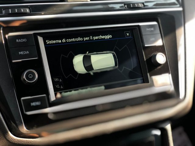 VOLKSWAGEN Tiguan usata, con Fari LED