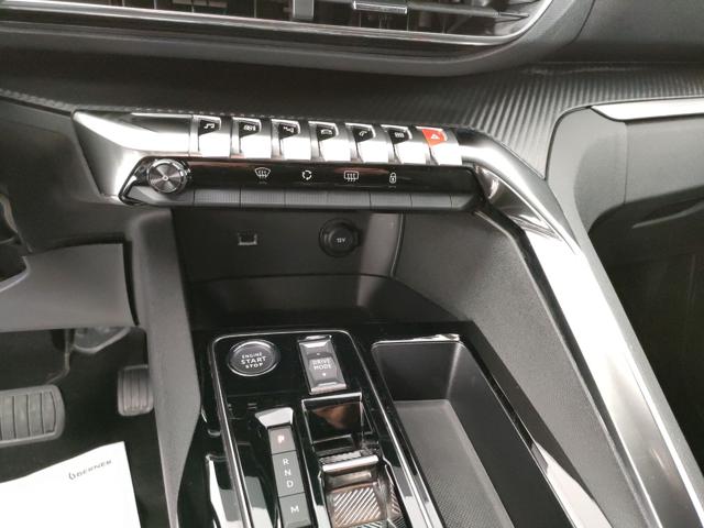 PEUGEOT 5008 usata, con Servosterzo