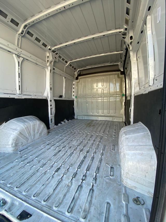 PEUGEOT Boxer usata 32