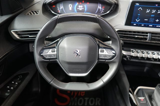 PEUGEOT 3008 usata, con Sensore di pioggia