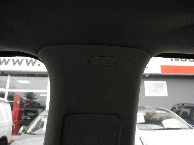 VOLKSWAGEN Touran usata, con Airbag testa