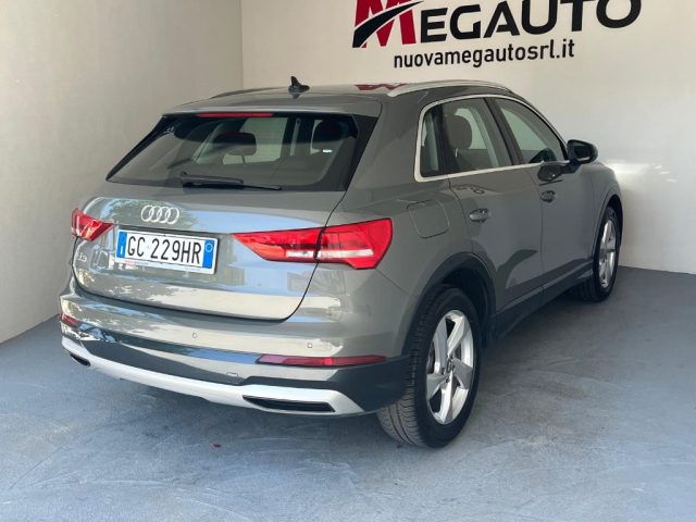 AUDI Q3 usata, con Sensori di parcheggio posteriori