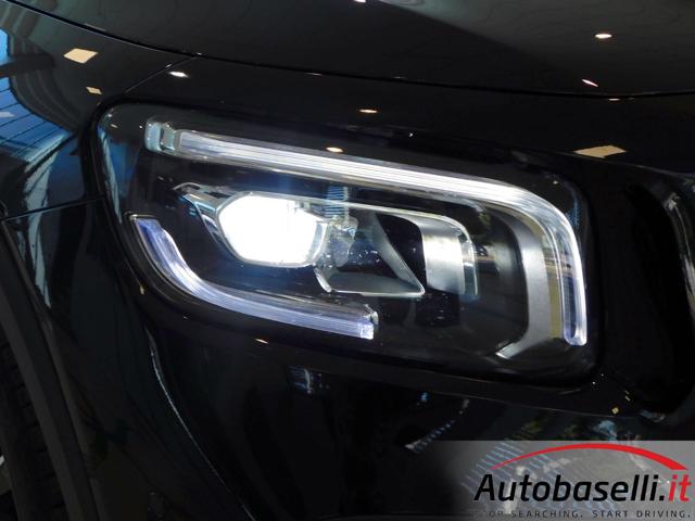 MERCEDES-BENZ GLB 200 usata, con Controllo automatico clima