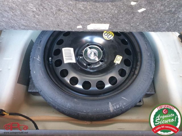 OPEL Astra usata, con USB