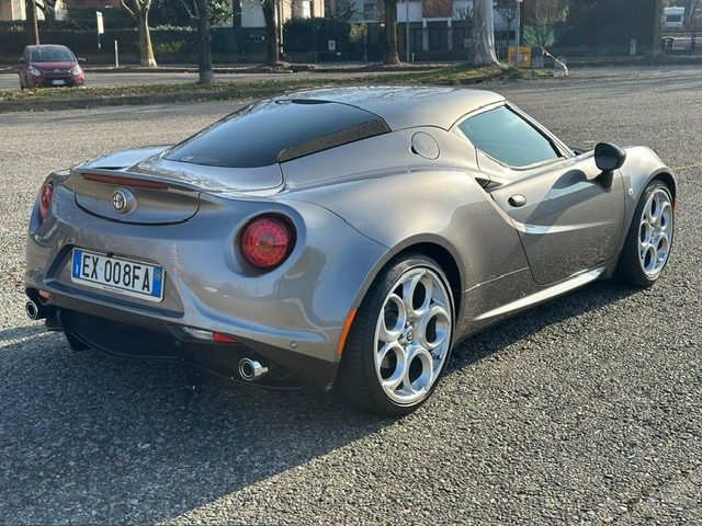 ALFA ROMEO 4C usata, con Leve al volante