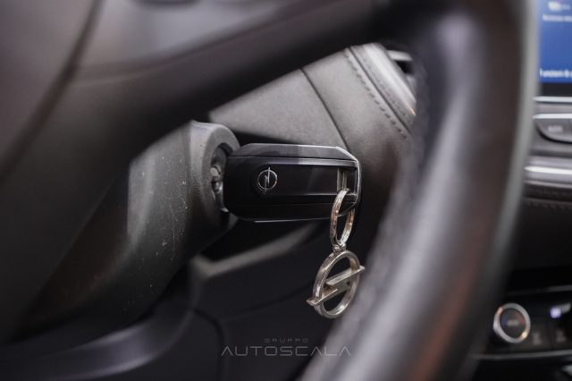 OPEL Grandland X usata, con USB