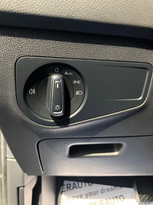 VOLKSWAGEN Tiguan usata, con Volante in pelle