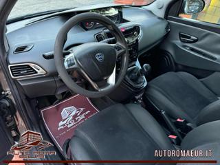 LANCIA Ypsilon usata, con Cronologia tagliandi