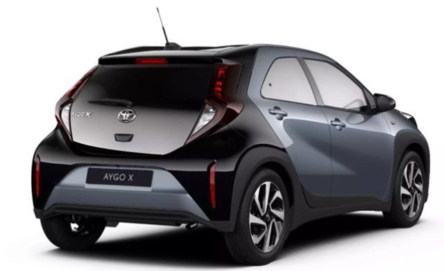 TOYOTA Aygo X usata, con Airbag laterali