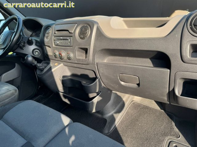RENAULT Master usata, con Bracciolo